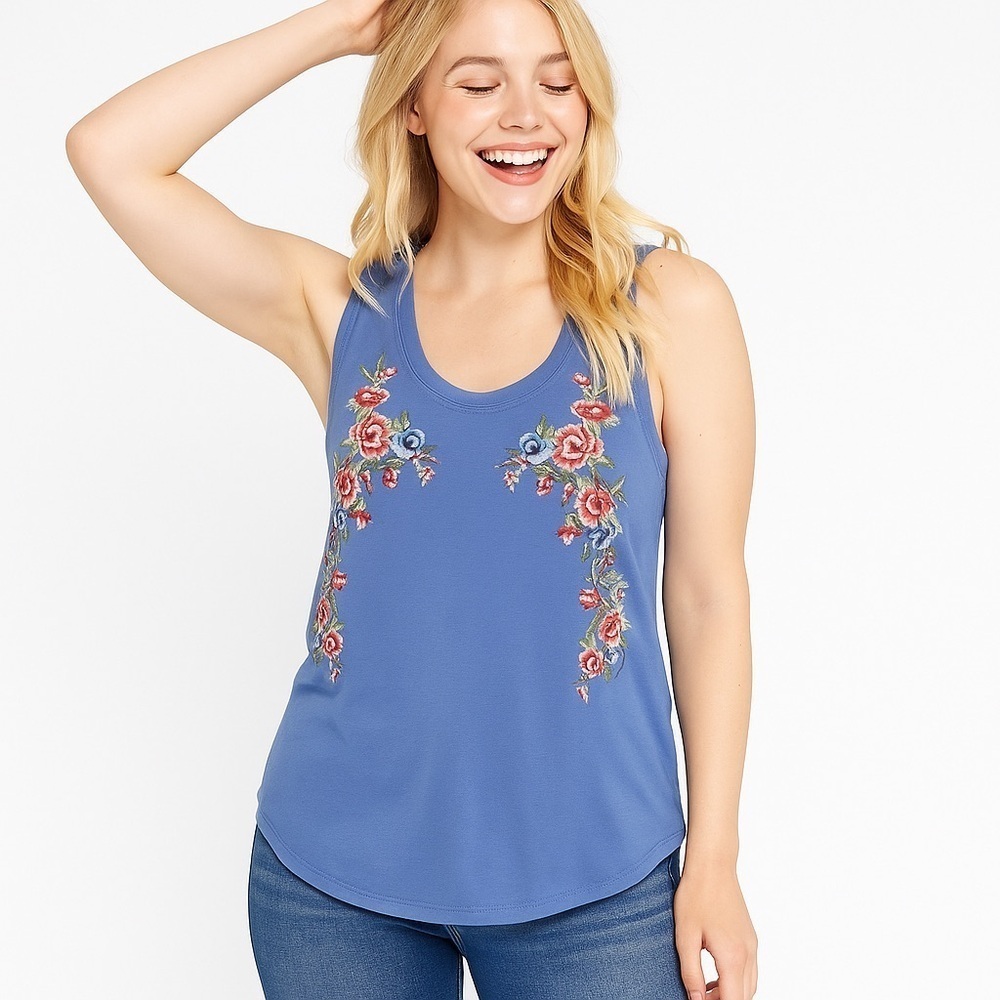 RUE21 Gray/Blue Tank Top with Floral Embroidery Trim Size M